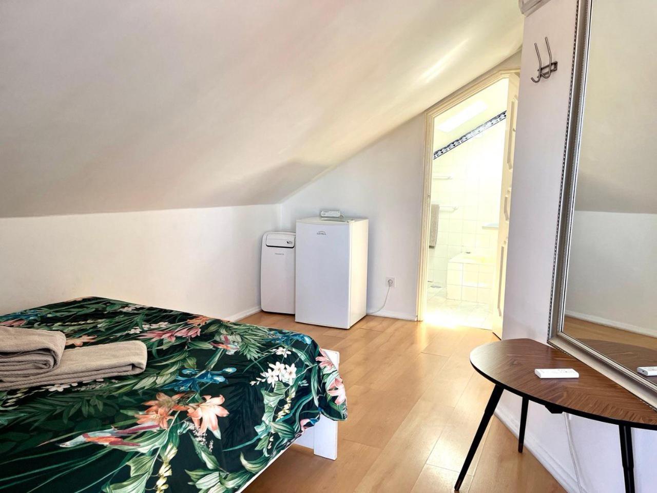 Eco Ljmonade Hostel Cascais Esterno foto